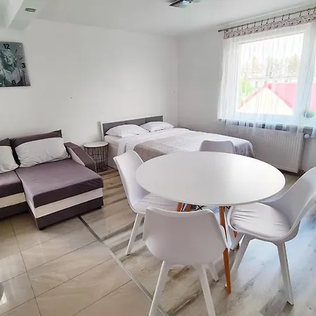 Apartment U Honoraty